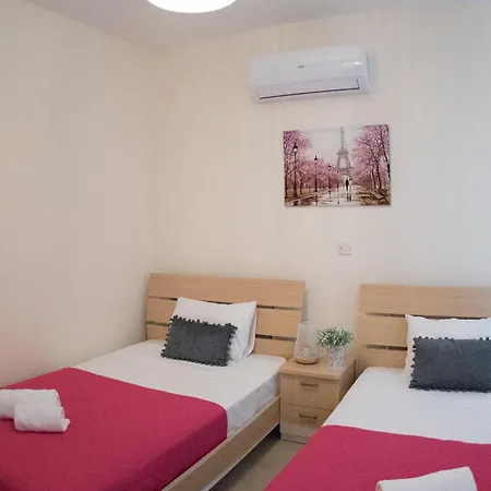 Mythical Sands Apartman